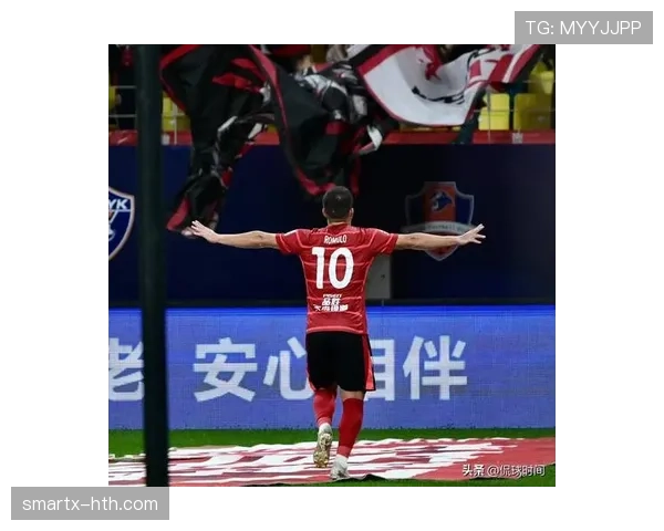 曼联关键比赛抗压能力不足,对赛季争冠形势形成制约 曼联关键比赛抗压能力不足,对赛季争冠形势形成制约