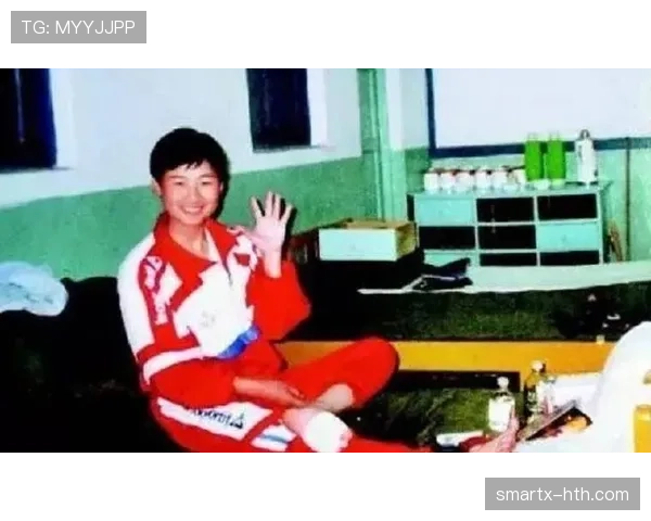 刘洋家冰箱里塞满蛋白粉，邻居以为他开健身房